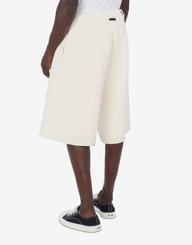 Bermudas en mezcla de algodón orgánico Marfil Moschino 2