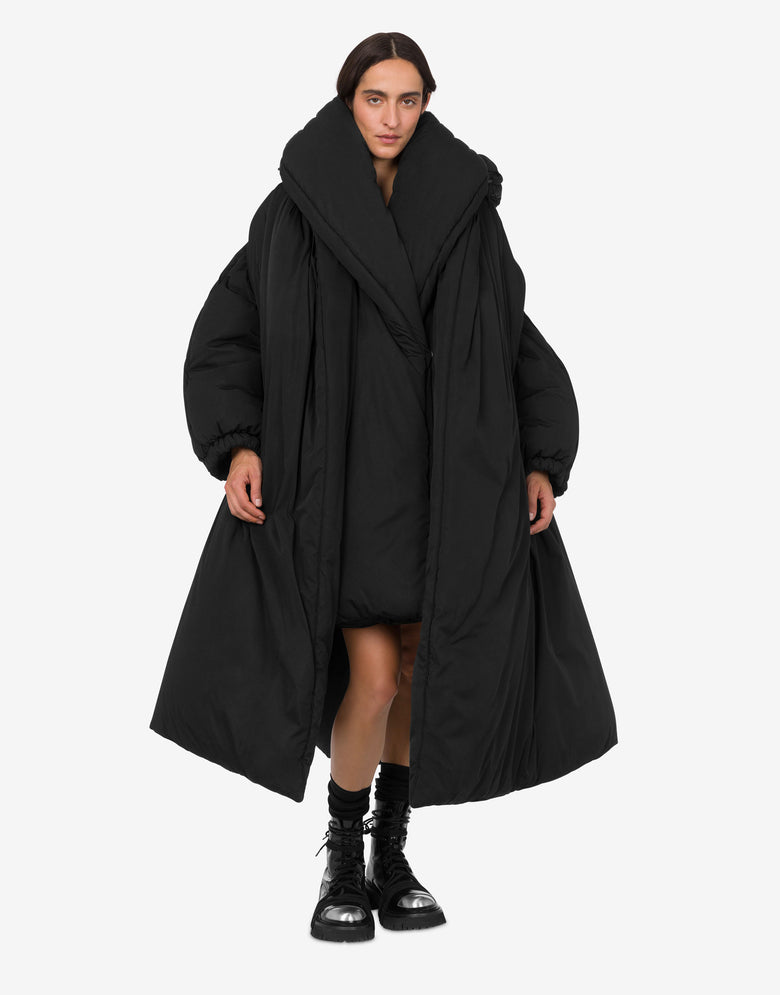 超大号科技面料羽绒服 黑色 Moschino 1