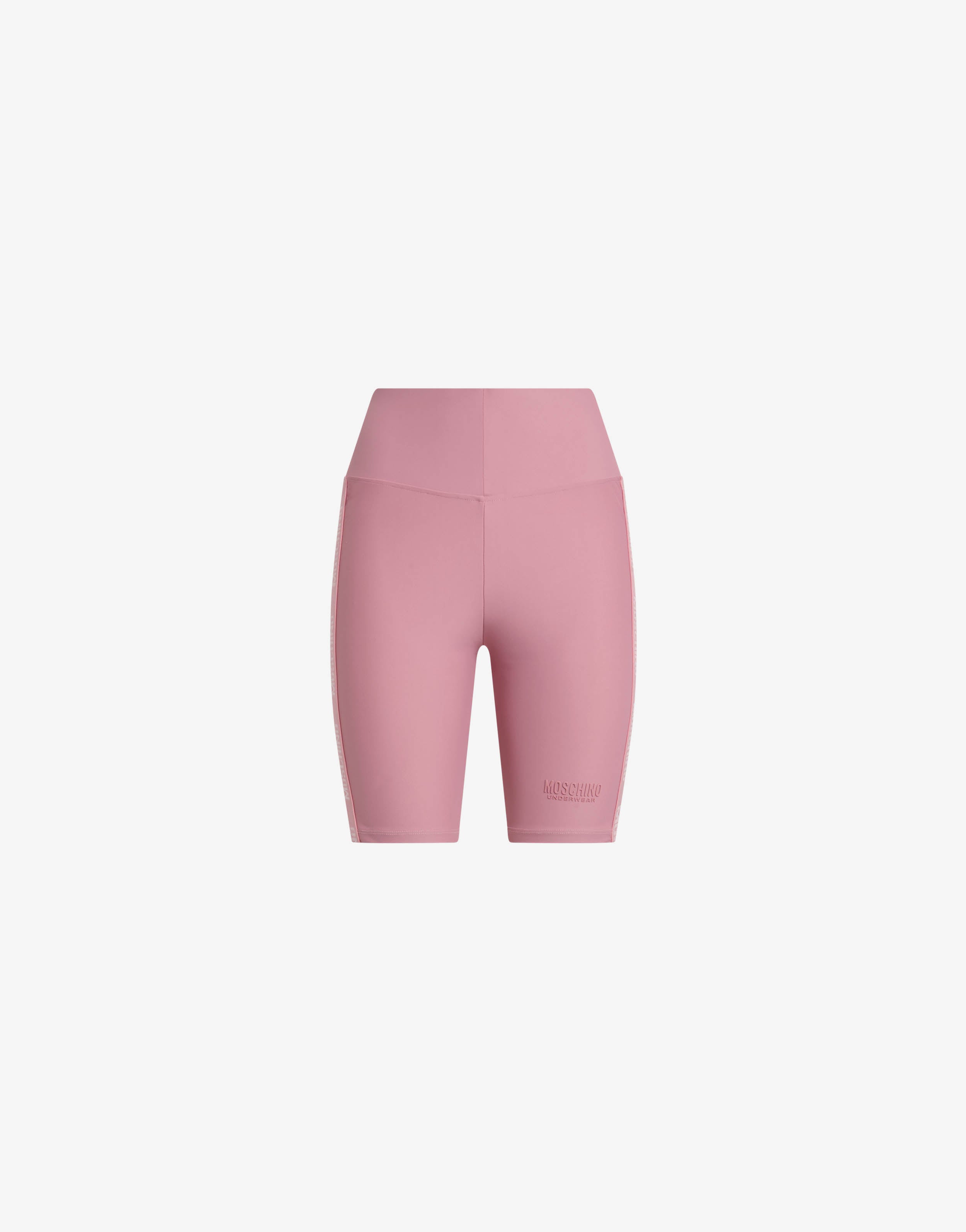 Cyclists in technical fabric