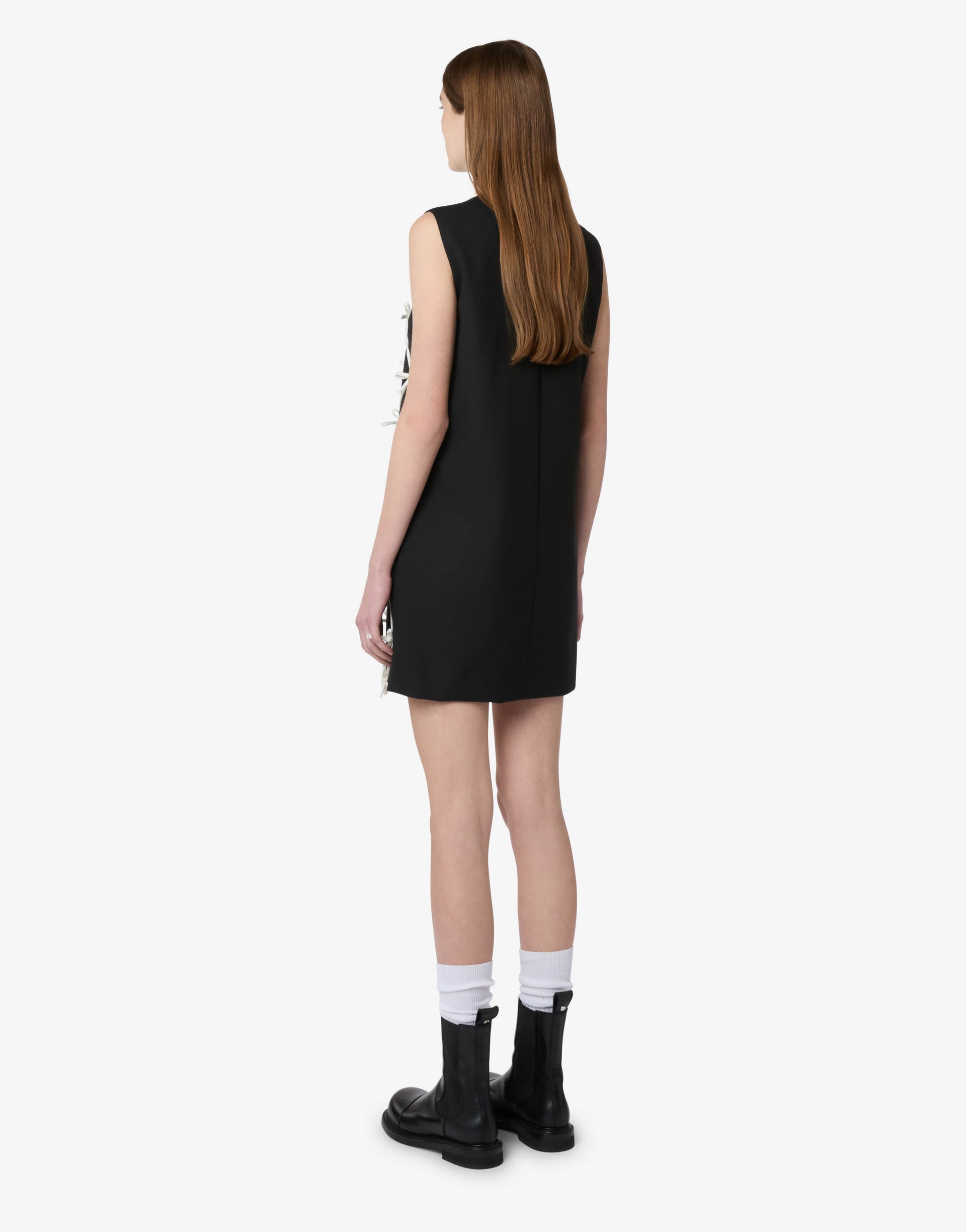 Woolen dress with bows