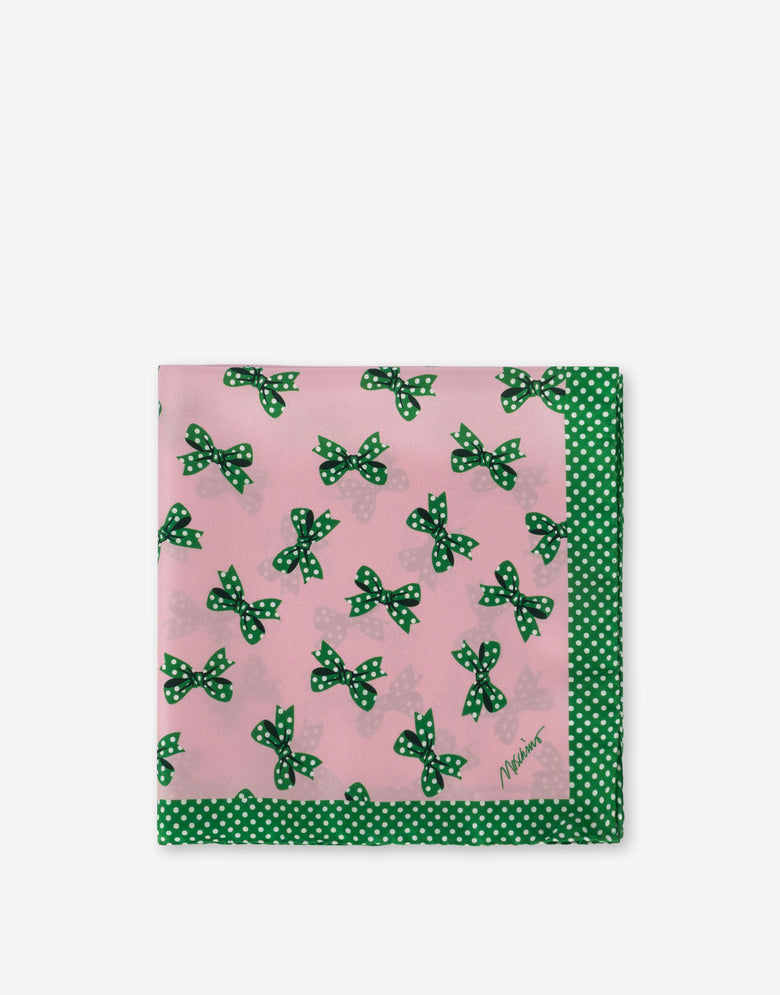Pañuelo de seda  Green Moschino 1