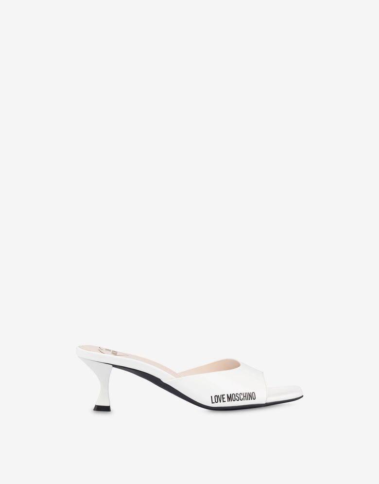 Mules de charol Rubber Logo Blanco Love Moschino 1