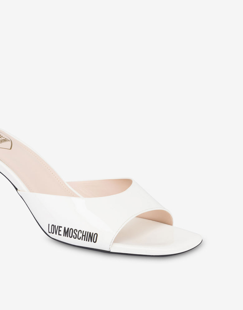 Mules de charol Rubber Logo Blanco Love Moschino 3