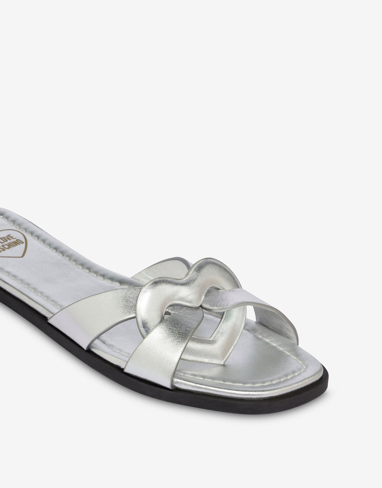Sandalias planas de napa laminada Filled Heart Plata Love Moschino 3