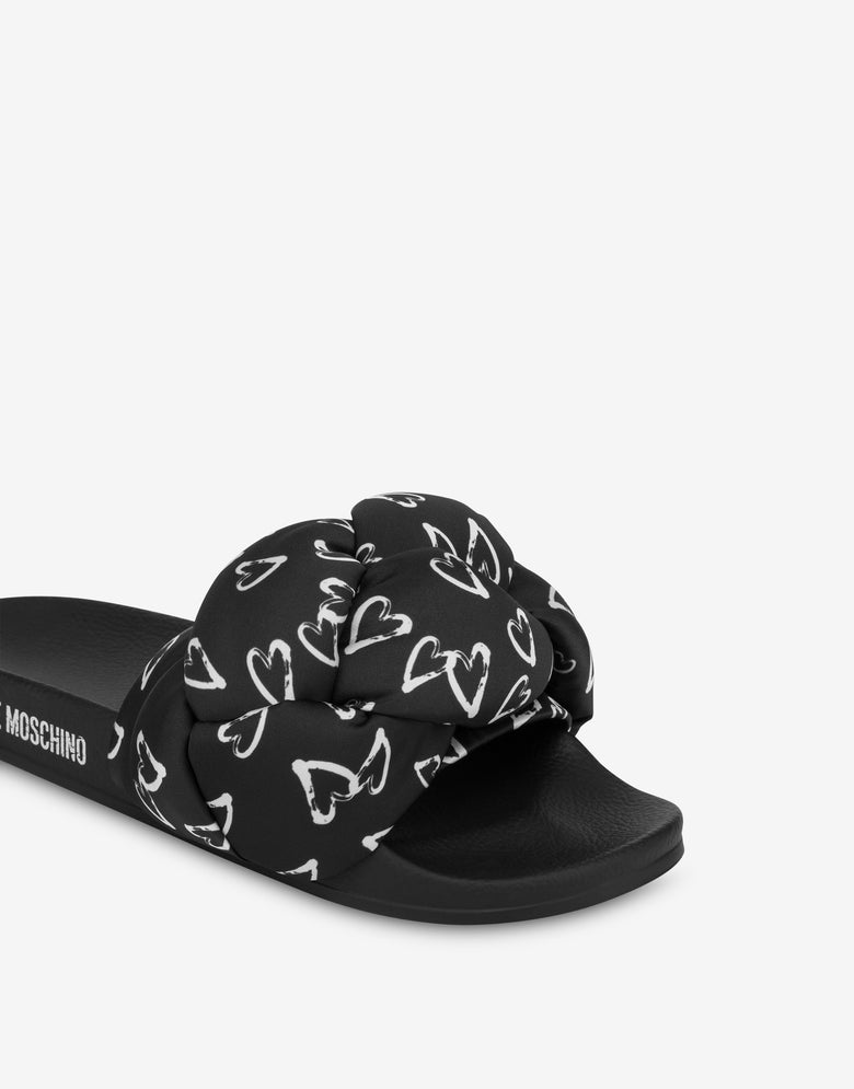 Pool slides with print Black Love Moschino 3