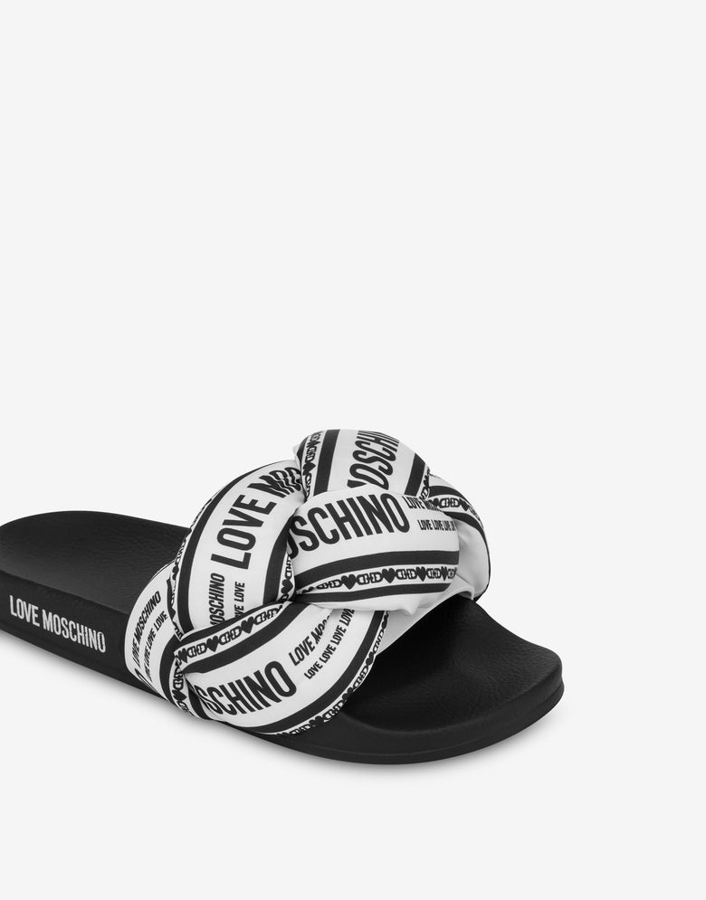 Pool slides with logo print White Love Moschino 3