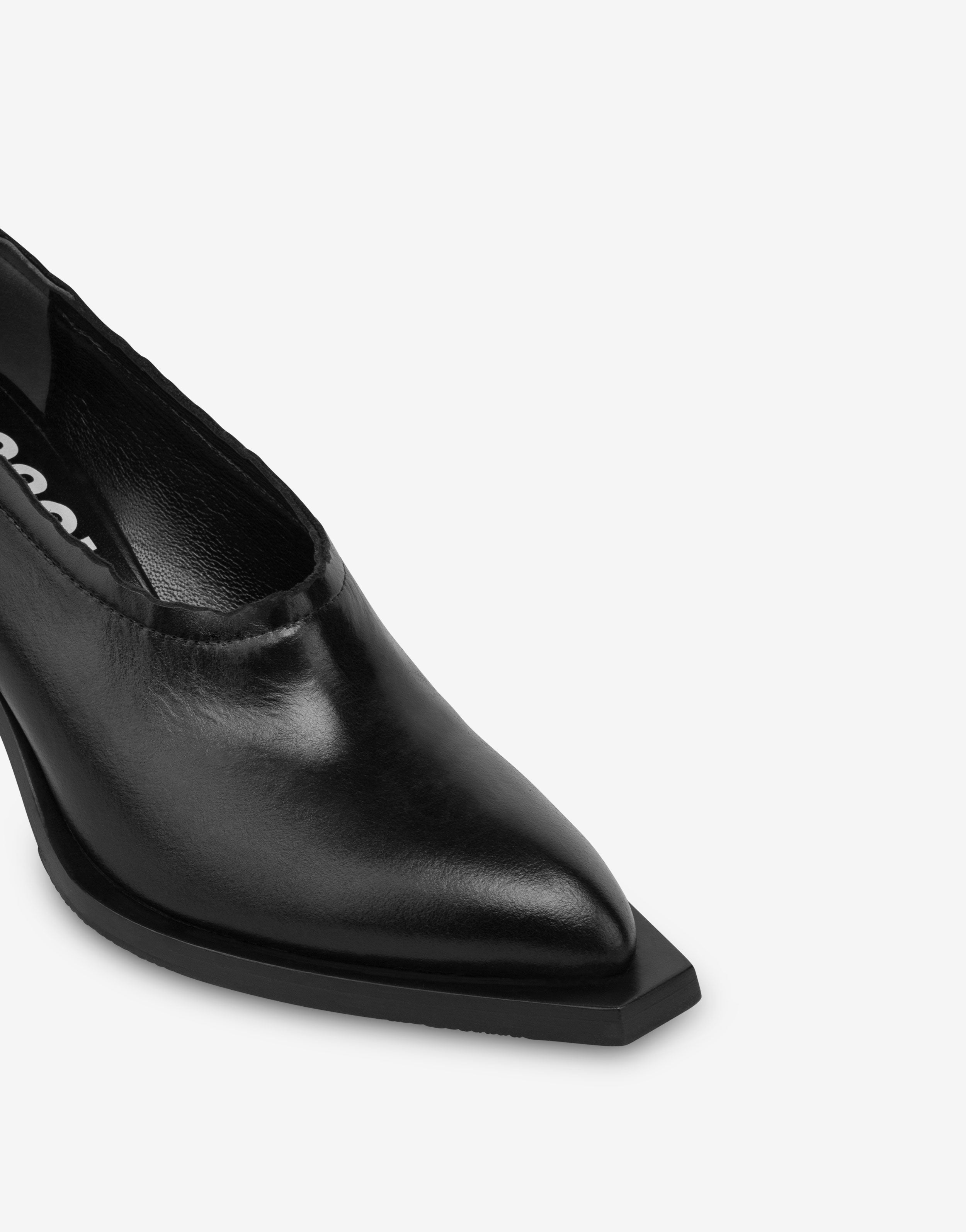＊Moschino＊ Cuban Heel Shootie Cuban Heel shootie | Moschino