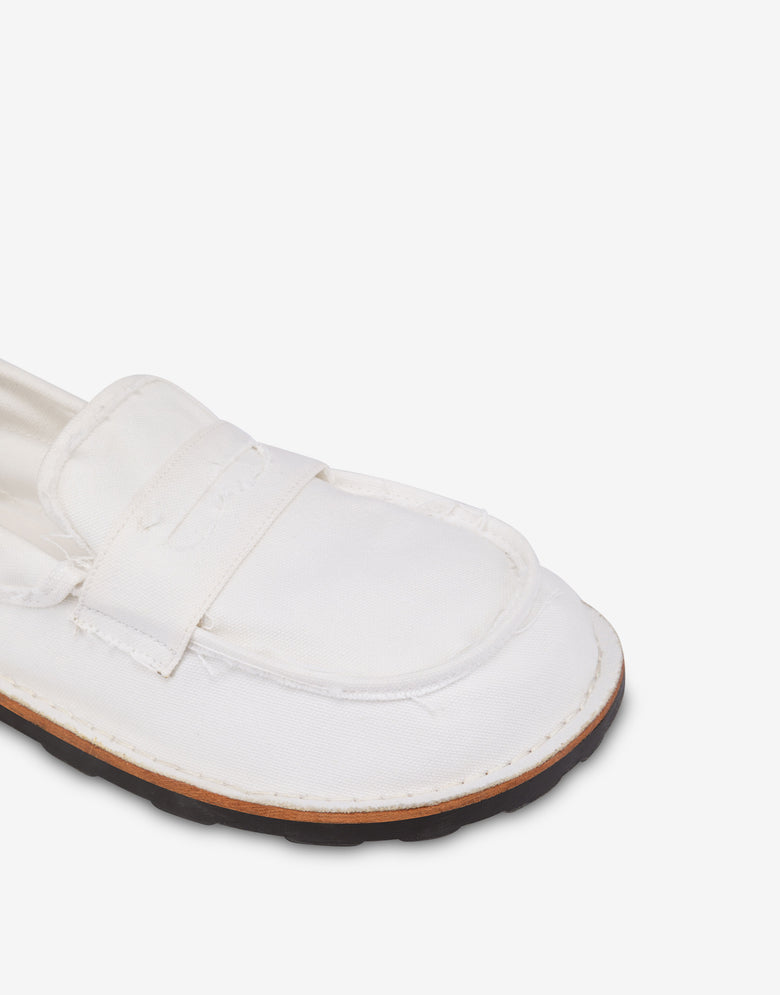 Loafers in canvas Desert College White Moschino 3