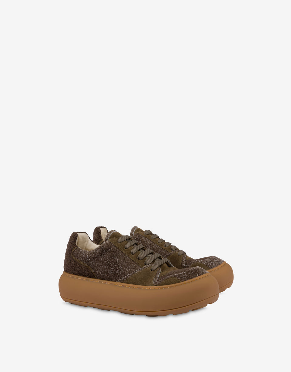Sneakers in suede Ollie Brown Moschino 1