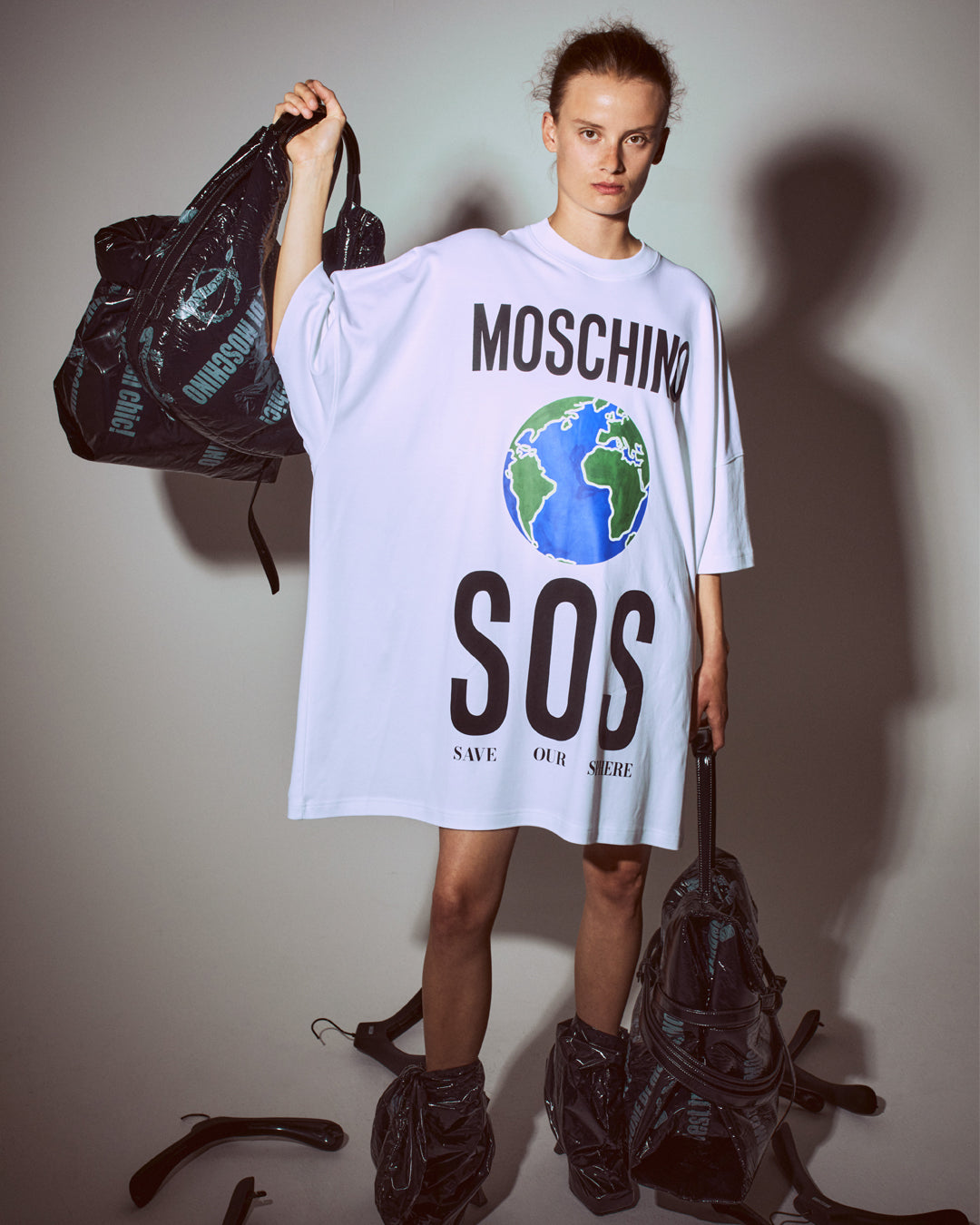 Moschino EN | Online Boutique: Luxury Clothing and Accessories