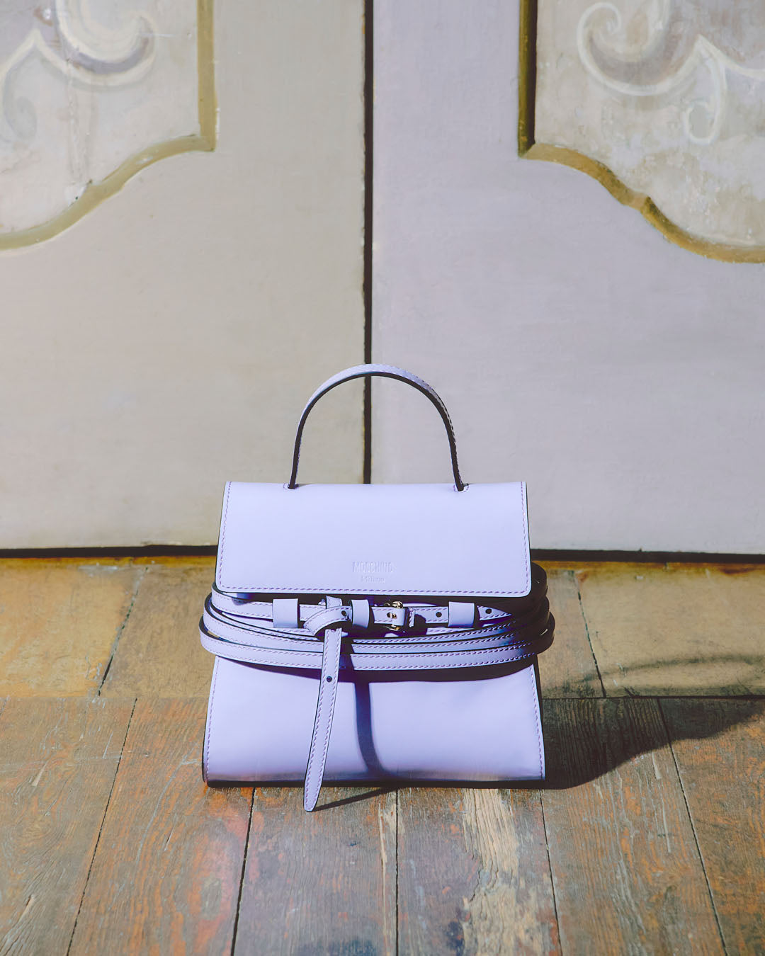 Moschino Tie Me Bag Exclusive Online